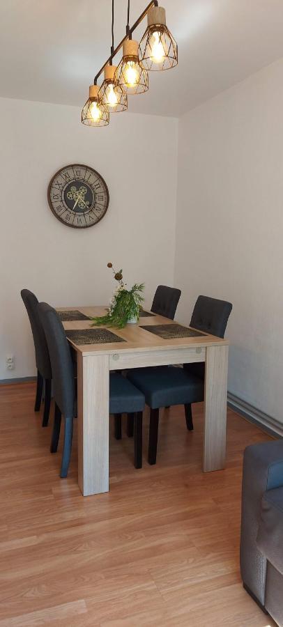 Résidence Laennec: Comfortable Near Chr And Medical Faculty * Loos