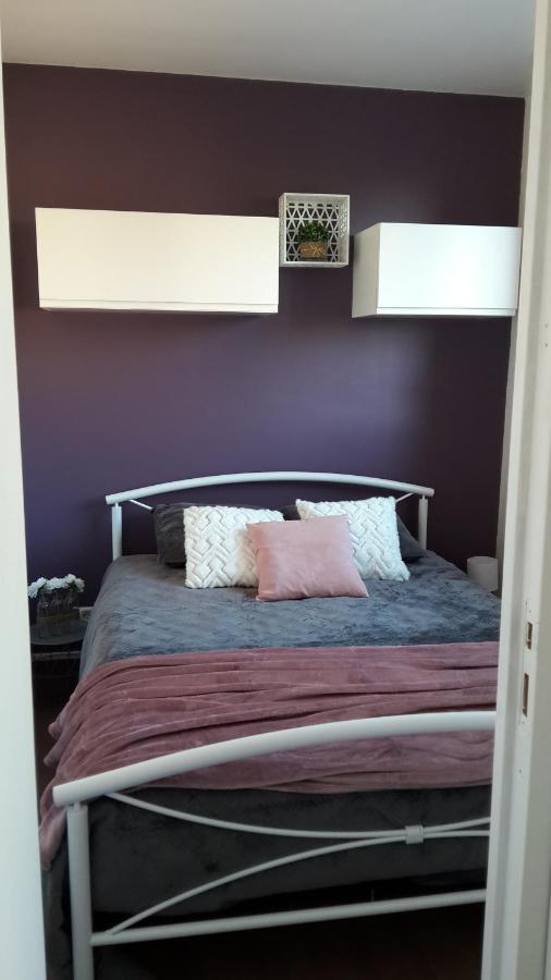 Résidence Laennec: Comfortable Near Chr And Medical Faculty Loos